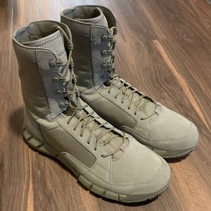 New Oakley Lt Assault 2